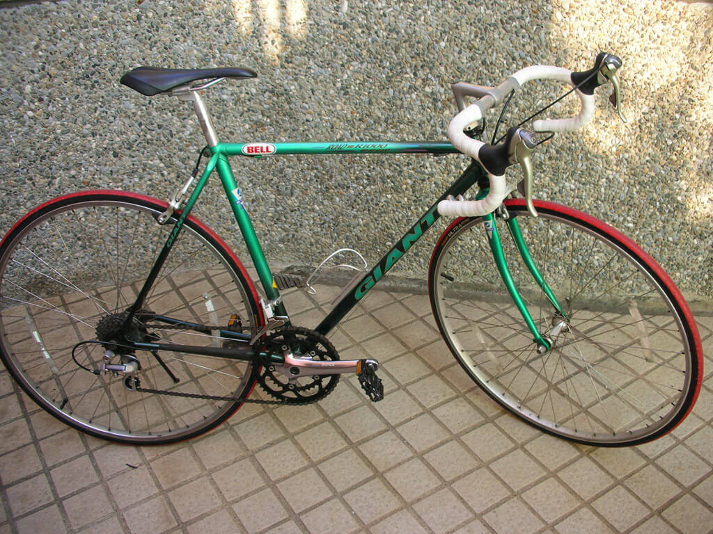 GIANT R1000
